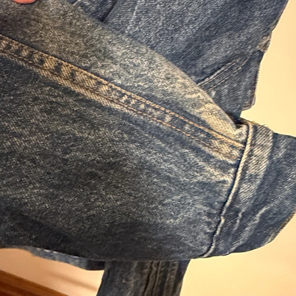 Levi's VINTAGE 80s denim trucker jacket 71506-0216  size 42L